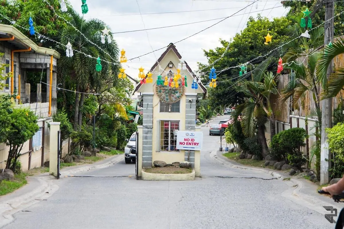 Affordable Up To 6 Pax Near Aqua Planet & Zoocobia Villa Angeles Filipinler