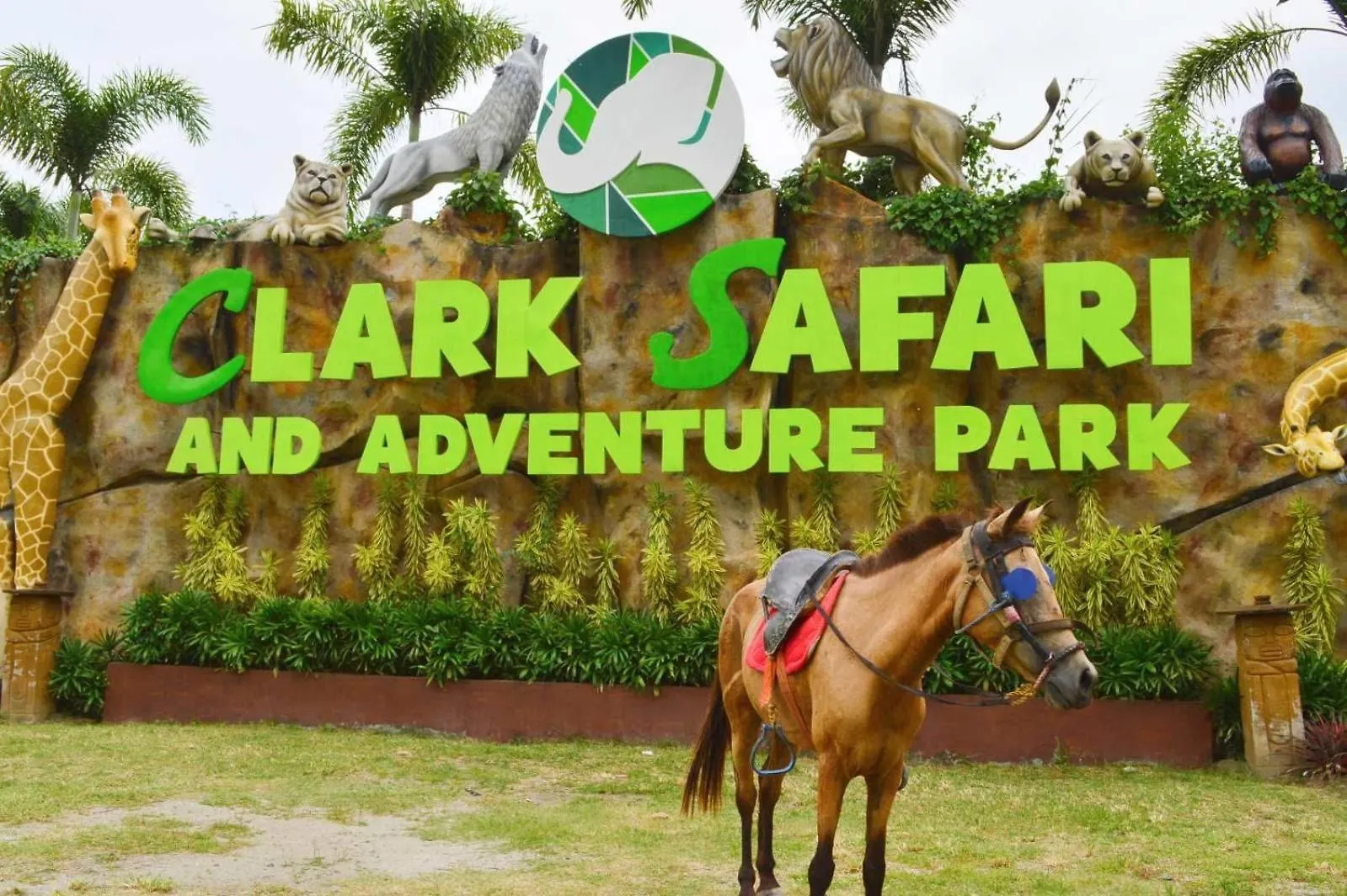 Affordable Up To 6 Pax Near Aqua Planet & Zoocobia Villa Angeles 0*,  Filipinler